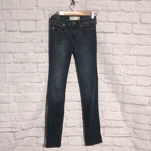 Abercrombie & Fitch Dark Indigo Skinny Straight Mid Rise Jeans 2r w26” l31” NWOT